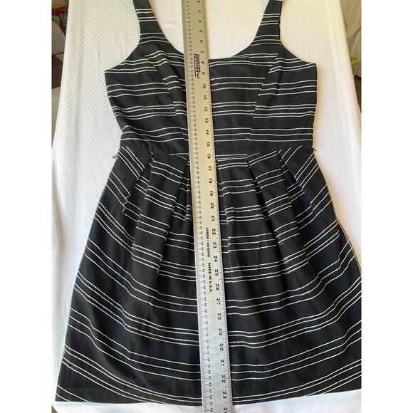 Bcbgeneration Women Dress 10 Black Striped Fit & Flare Zipper Sleeveless - Picture 7 of 10